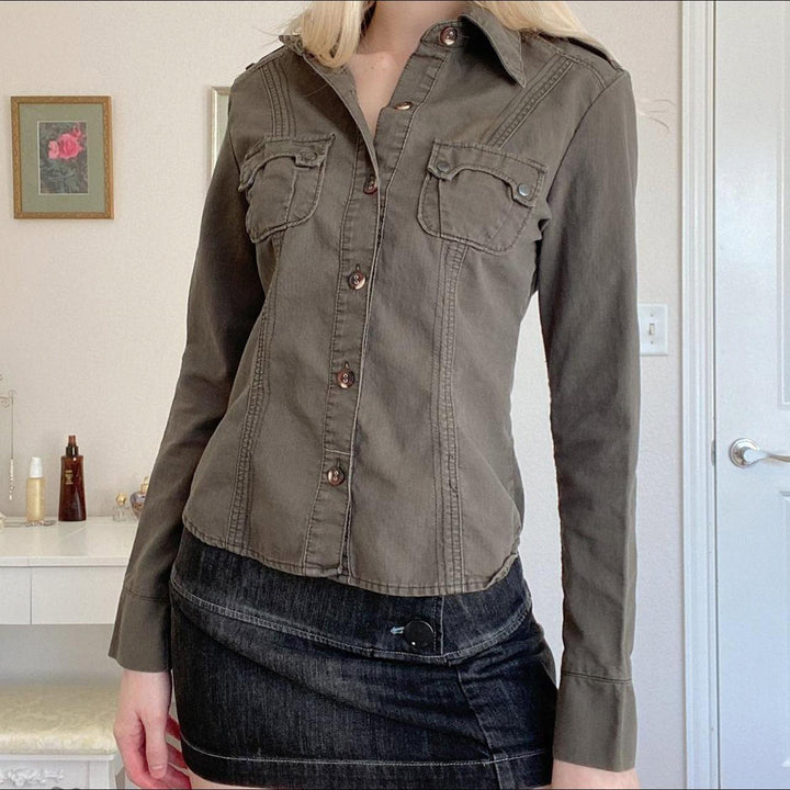 Dam figursydd shirt jacka med bröstfickor och distinctive seam design