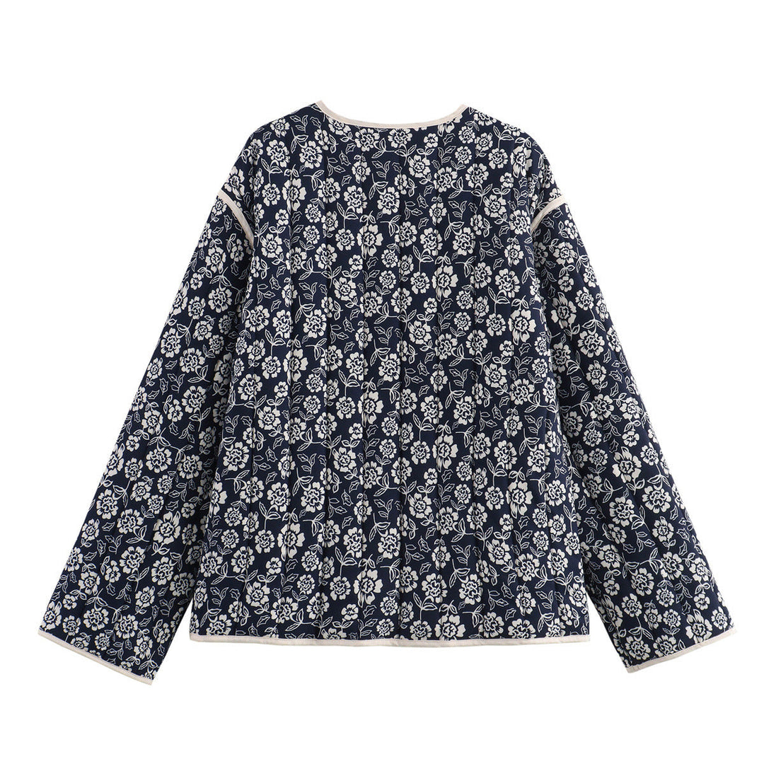 Dam quiltad kimono jacka med floral allover tryck, V-neck, kontrast piping, och påsydda fickor