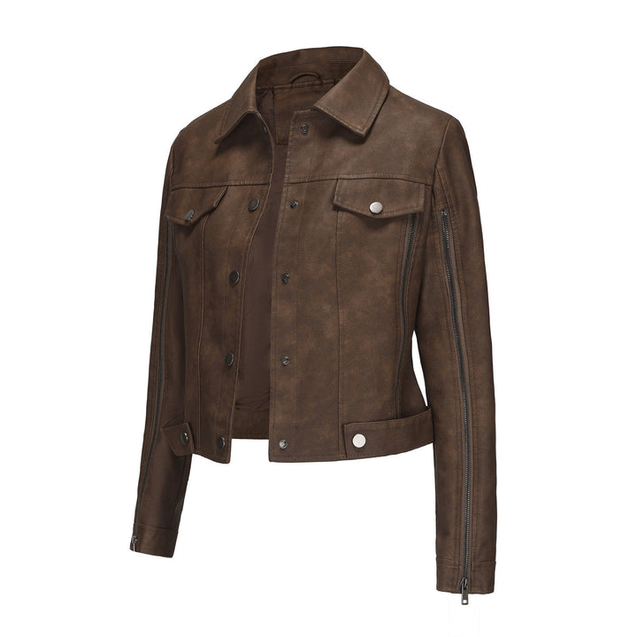 Dam kort cropped trucker jacka tillverkad av mockalook med side zippers och patch bröstfickor