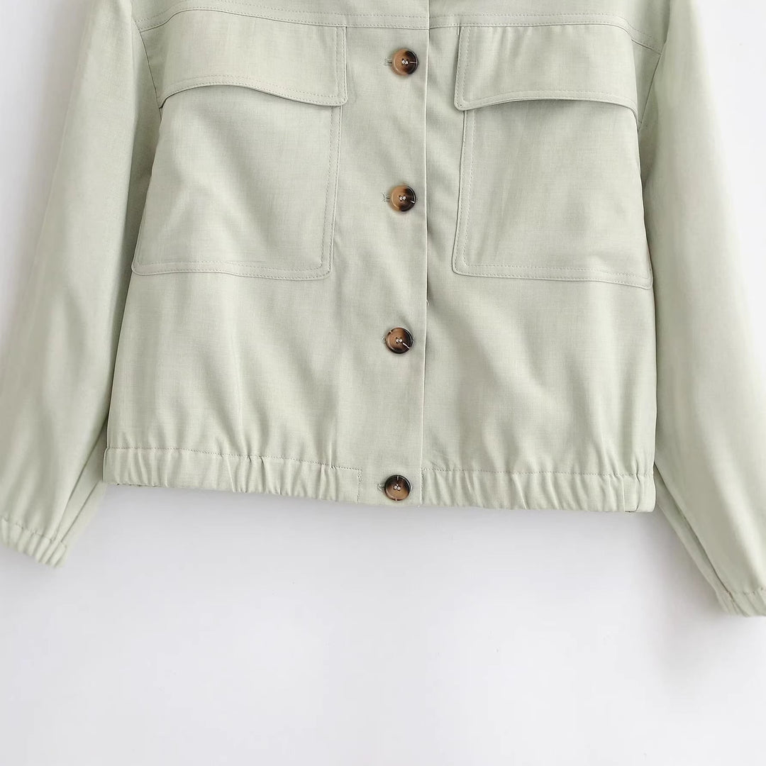 Dam Kort Boxig Worker Jacka med Skjort Krage, Patch Breast Fickor och Elastic Nederkant