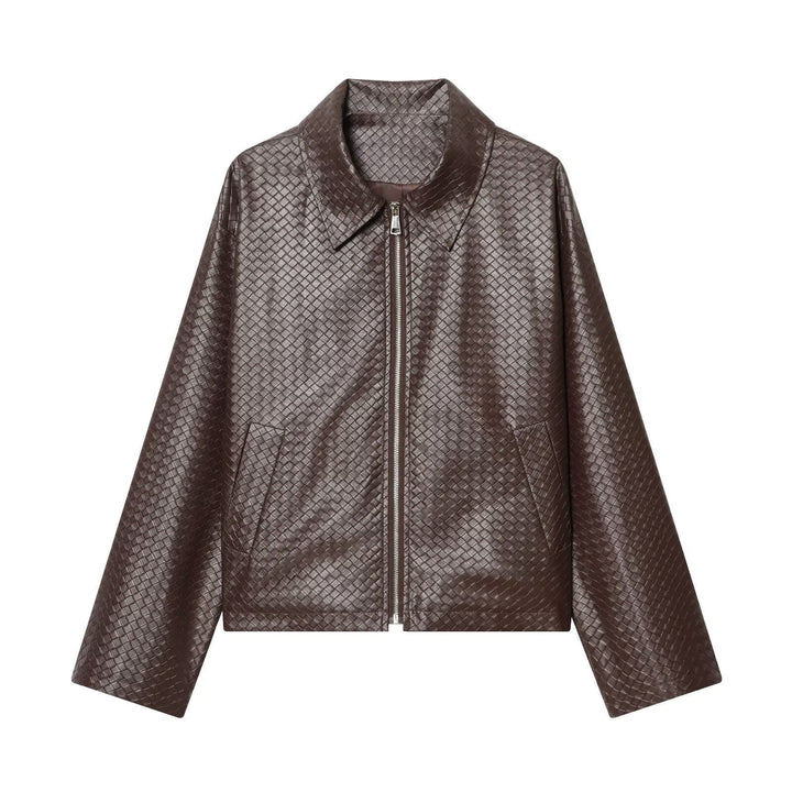 Dam Kort Boxig Jacka Tillverkad av Braided-Looking Faux Läder med Skjort Krage och Front Dragkedja