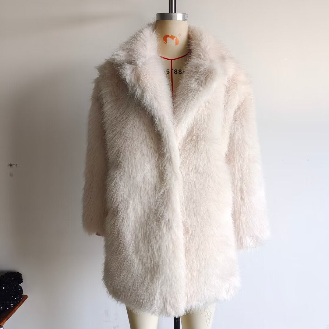 Dam oversize Faux Fur kappa med Generous Shawl krage och Hidden fickor