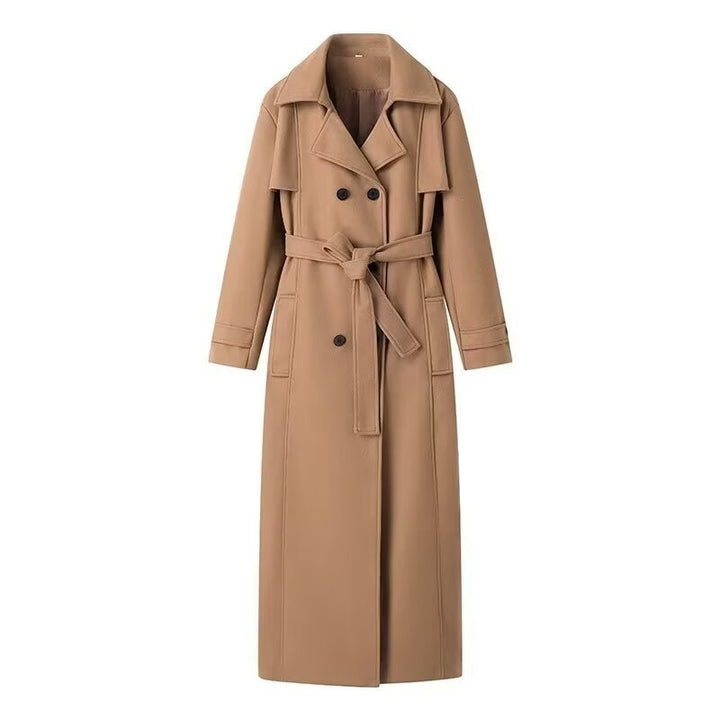 Dam Double-Breasted Maxi Length trenchcoat med knytband och Cape Overlay