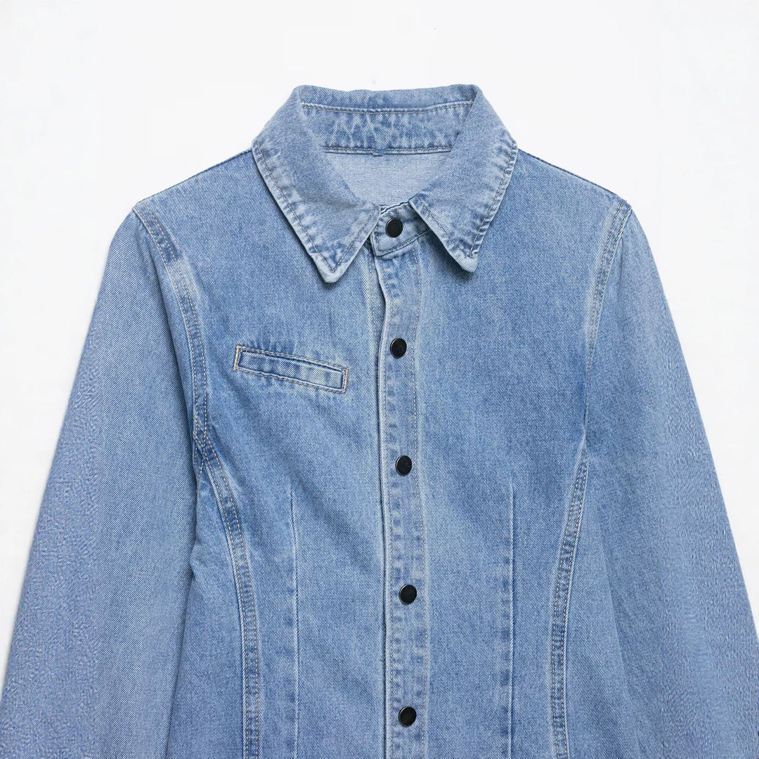 Dam Oversize Denim Skjortjacka med Tailored Darts och Press Studs