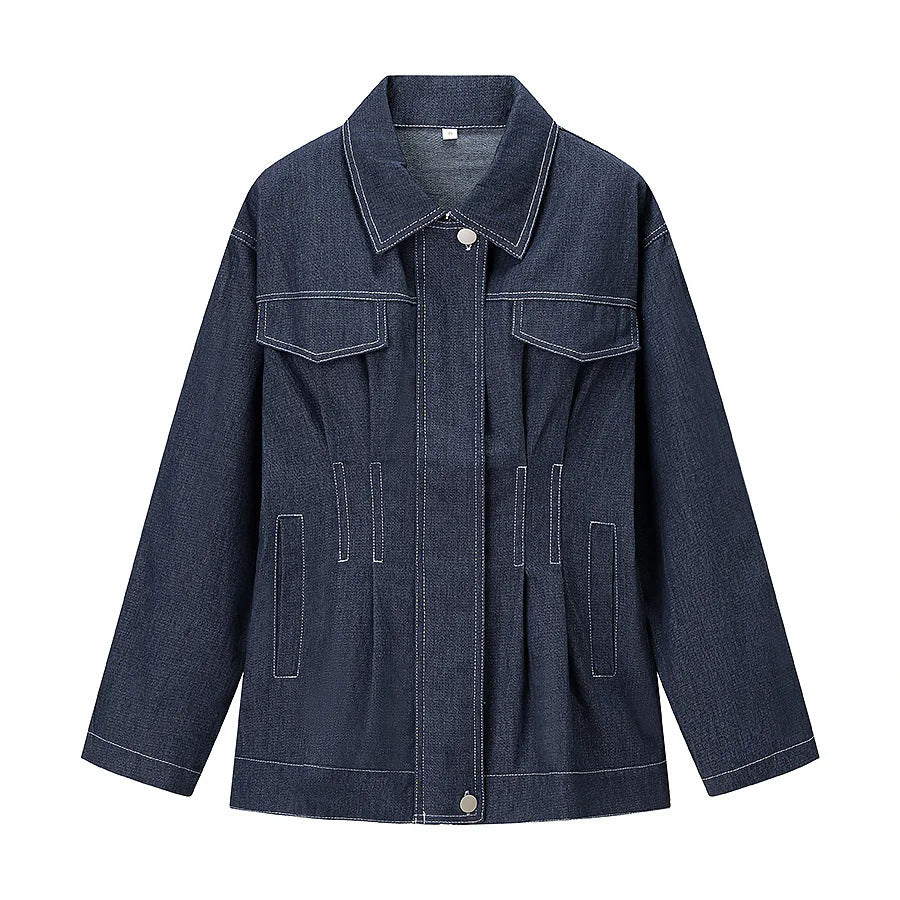 Dam utility jeansjacka med figursydd darts, concealed snap placket och applied chest flaps