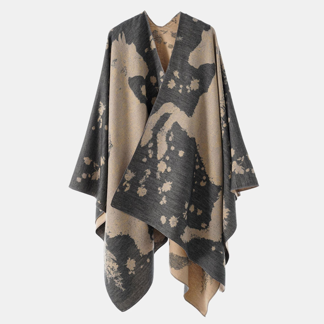 Dam oversized wrap poncho i kimono stil med fine jacquard tyg