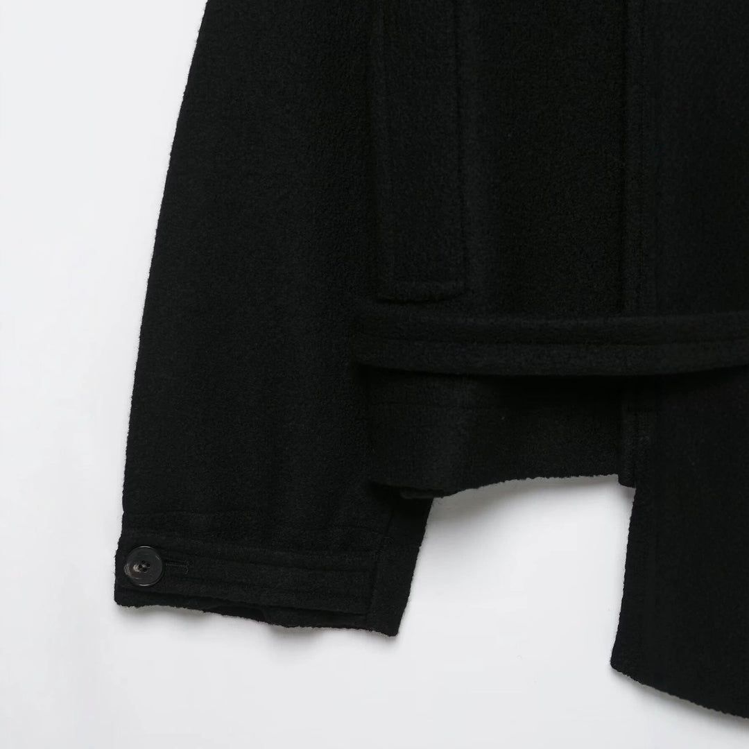 Dam Boxig Cape Jacka i Ull Look med Hög Krage Band och Toggle Fastenings