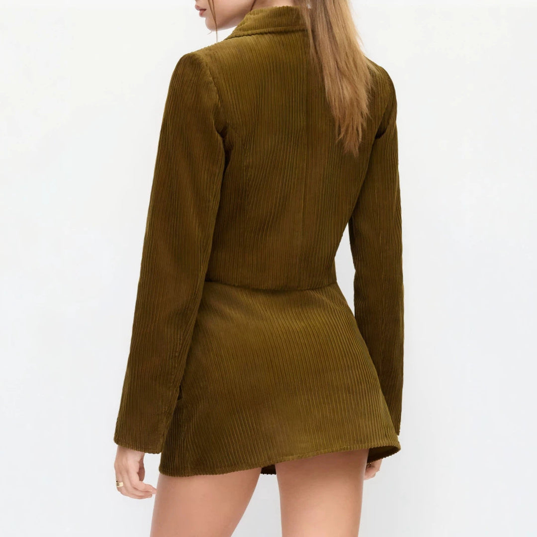 Dam Pleated kort jacka med skjortkrage och Turned-up Cuffs