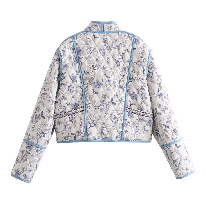 Dam kviltad kort pufferjacka med blommig All-Over mönster och kontrasterande Piping