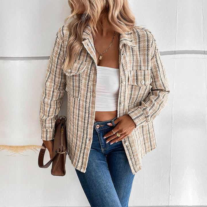 Dam Boucle-Tweed Overshirt med Bröst Fickor och Hel Knapplist