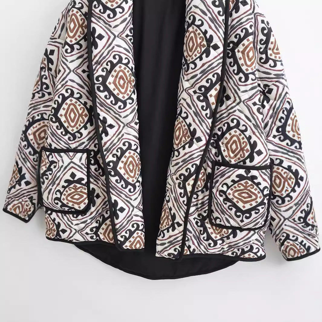 Dam kviltad Kimono jacka med Ethno tryck, kontrast Piping och utanpåfickor