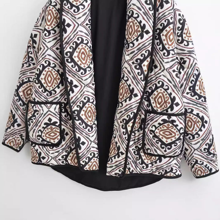 Dam kviltad Kimono jacka med Ethno tryck, kontrast Piping och utanpåfickor