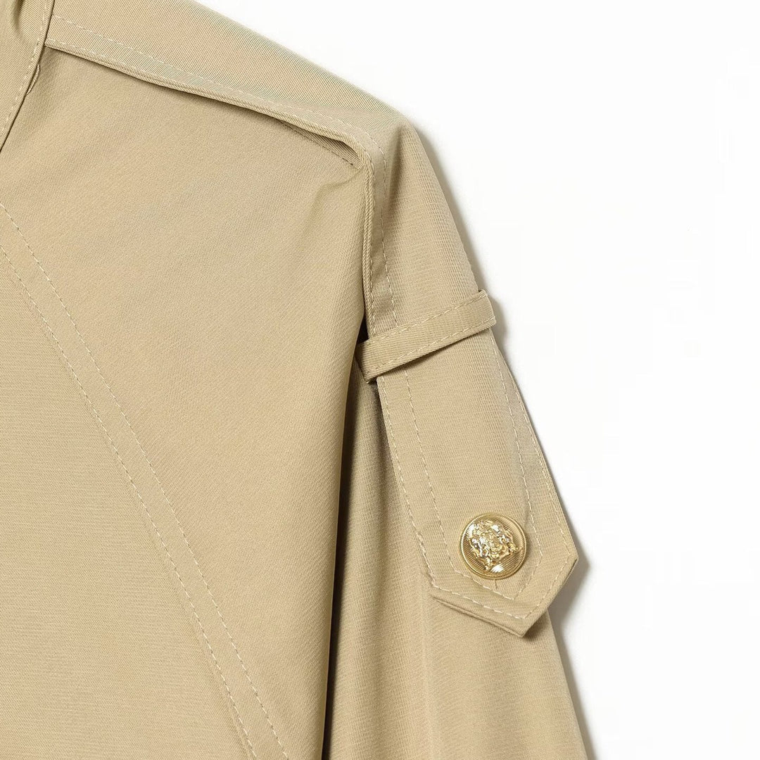 Dam lätt field jacka med dragsko, ståkrage, epaulettes, och lace trim