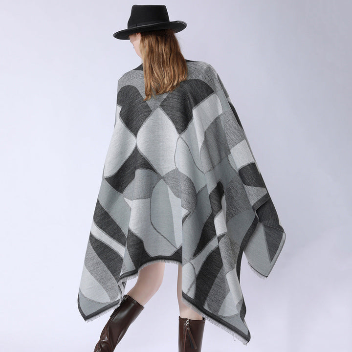 Dam Oversize poncho med V Neck och Geometric Jacquard design