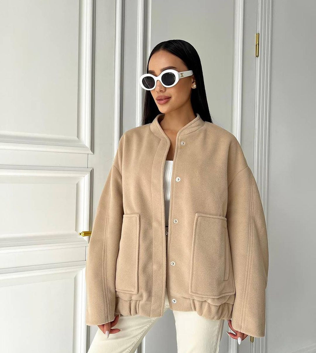 Dam kort skuren boxy ullblandning blouson med snap knappslå och utanpåfickor