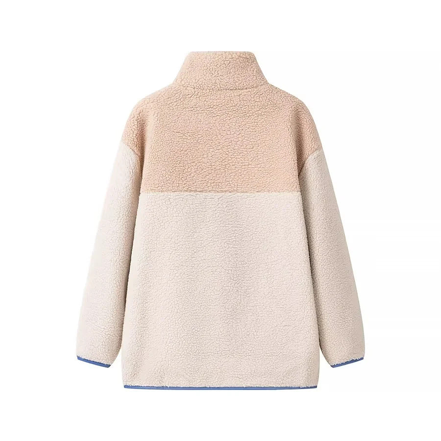 Dam cropped teddy fleecejacka med ståkrage, fickor med dragkedja, och patch chest pocket