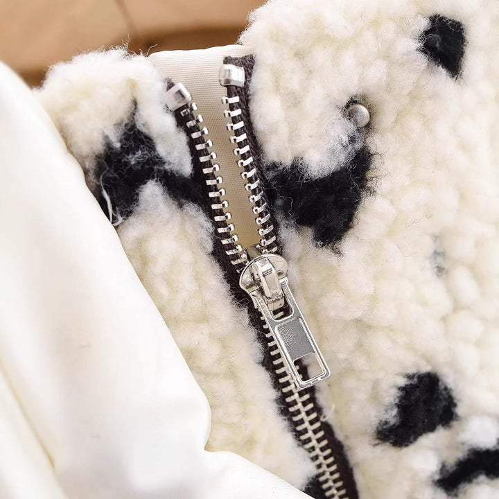 Dam Kort Teddy Jacka Tillverkad av Sherpa Fleece med Heart Tryck och Drawstring
