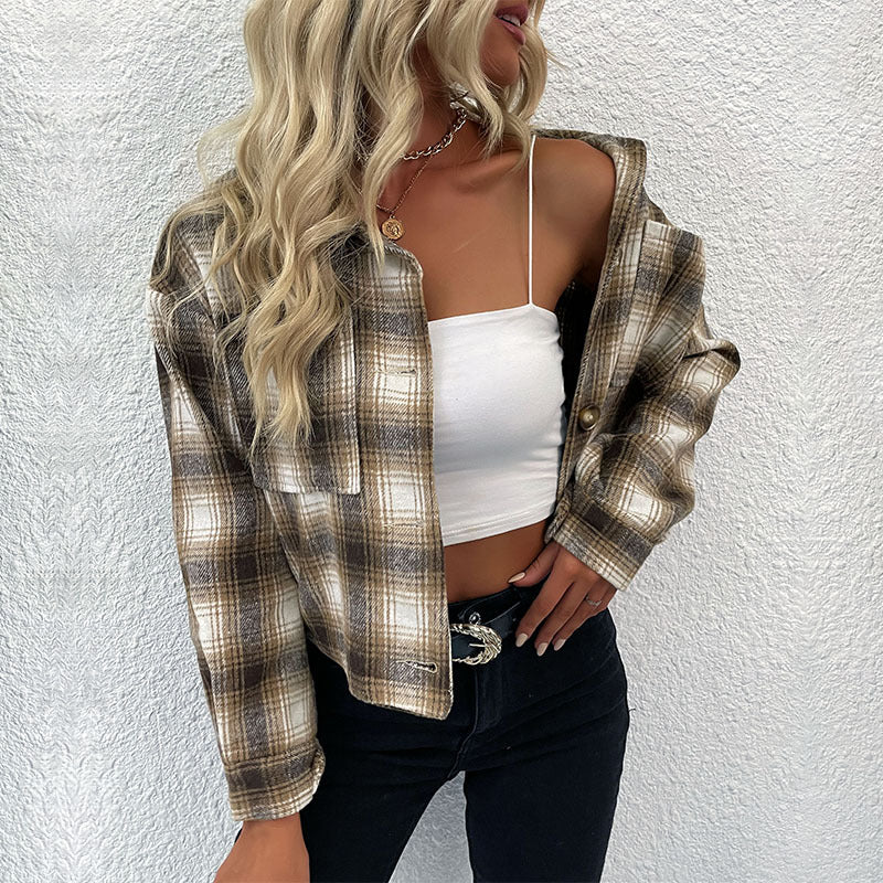 Dam Check Overshirt jacka med Boxy kort skärning och Applied Breast fickor