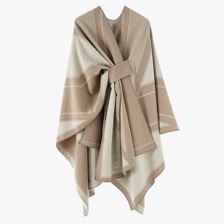 Dam Oversize Cape tillverkad av Jacquard stickad med tie loop