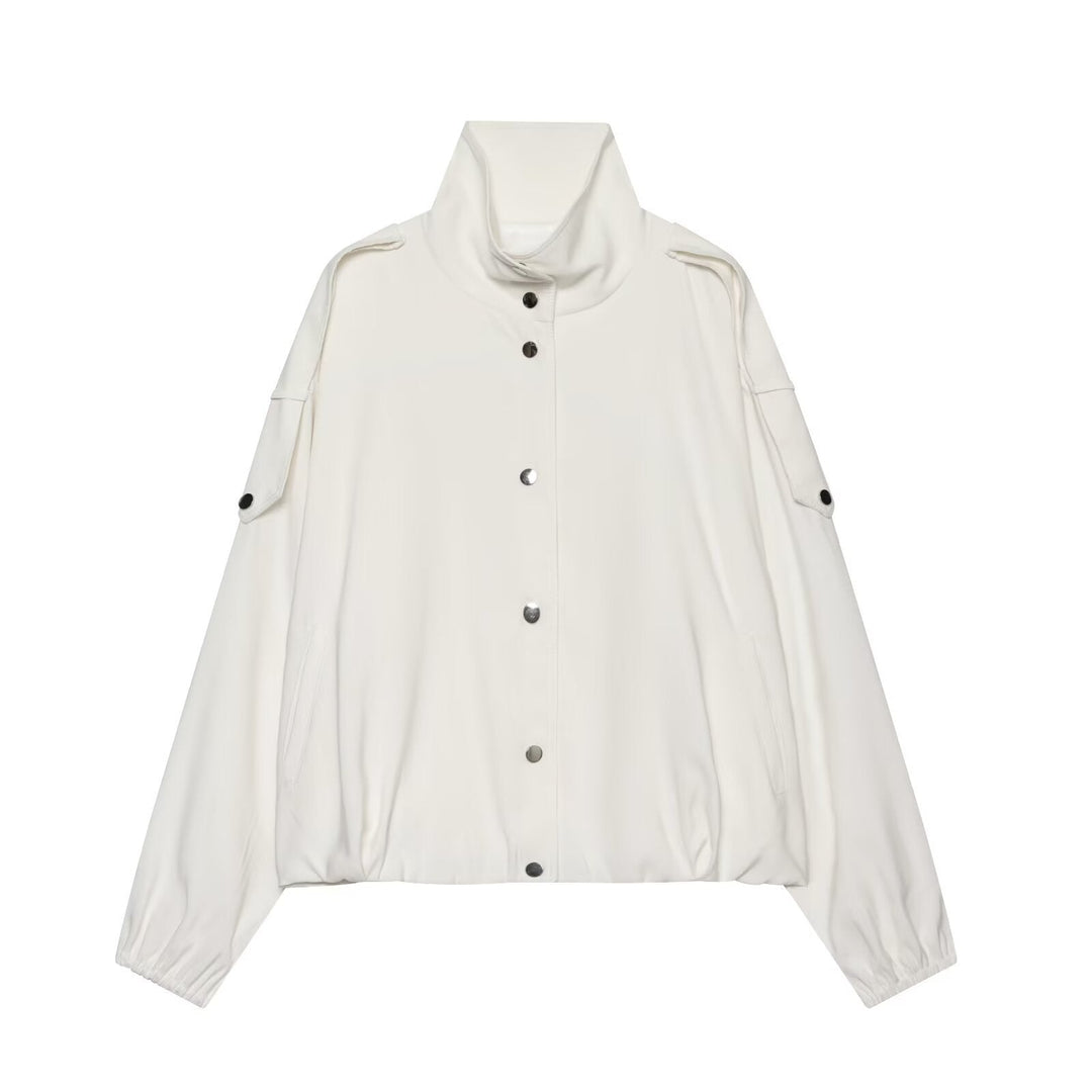Dam lätt kort Windbreaker in boxig skärning med hög Funnel Neck och ärm Flap fickor