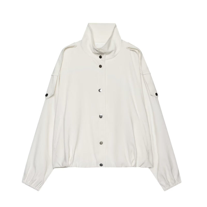Dam lätt kort Windbreaker in boxig skärning med hög Funnel Neck och ärm Flap fickor