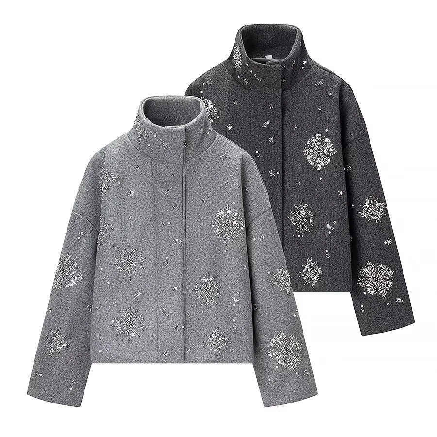 Dam boxy kort jacka med high ståkrage och sparkling bead och sequin embroidery