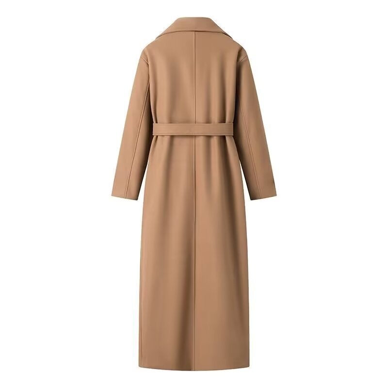 Dam Double-Breasted Maxi Length trenchcoat med knytband och Cape Overlay