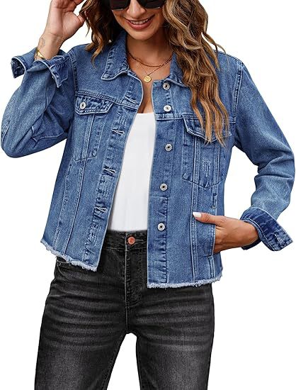 Dam kort skärning denimjacka med Frayed fåll och bröstfickor
