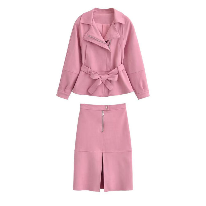 Dam Kort Jacka med Belted Midja, Asymmetrical Lapel, och Peplum Fåll