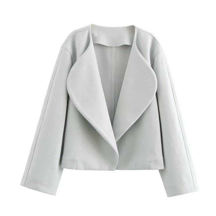 Dam cropped waterfall blazer med oversized sjalkrage och flattering cropped silhuett