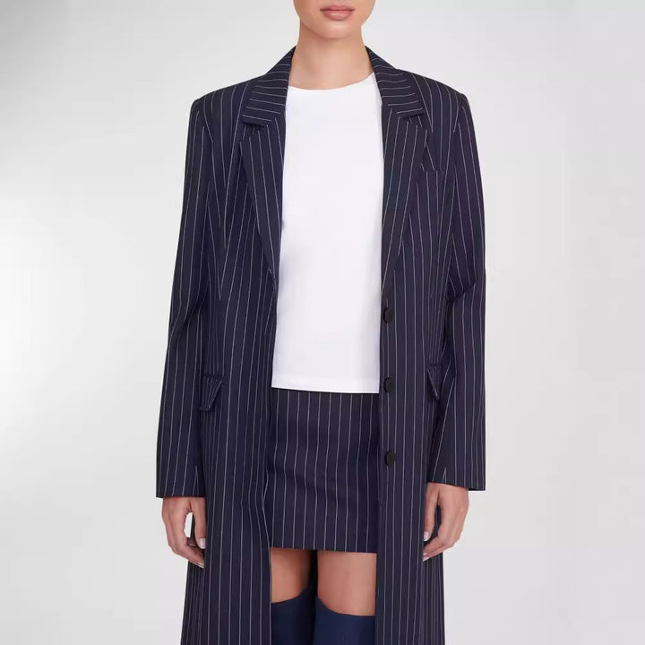 Dam oversize lång modell kappa in Pinstripe look med Slit och Flap fickor