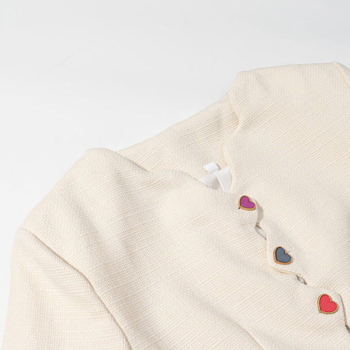 Dam cropped Bouclé jacka med vågig knäppning och heart appliqués