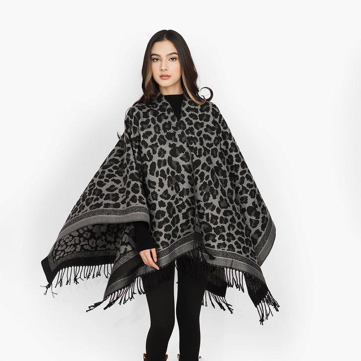 Dam Oversize Cape med Jacquard Leopard mönster, Open Fall och Fringes