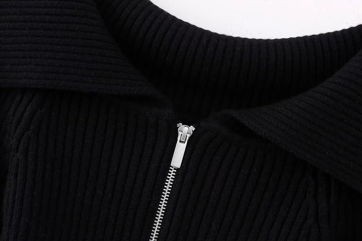 Dam kort skärning Ribbed Knit jacka med vid Off-Shoulder krage och hellång dragkedja