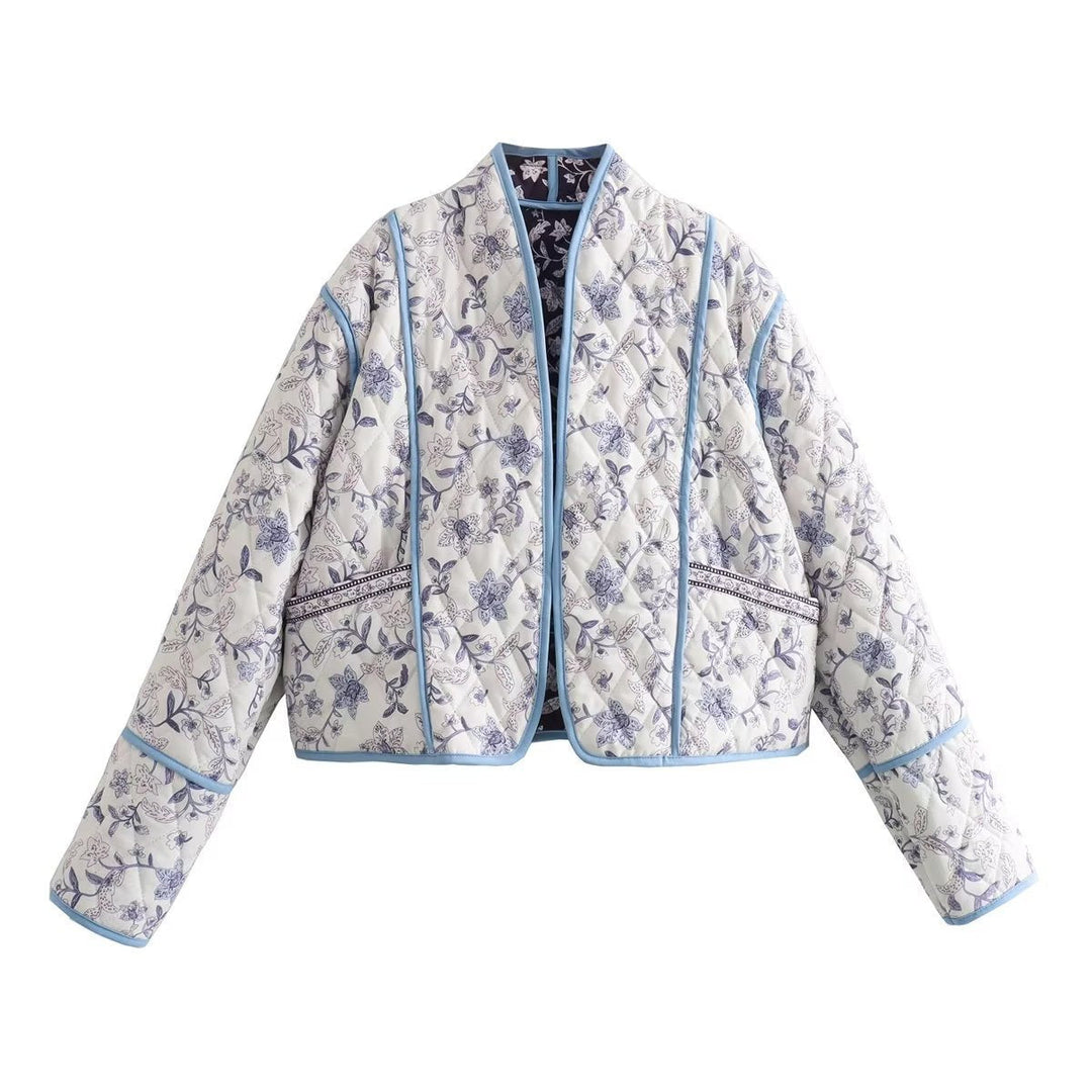 Dam kviltad kort pufferjacka med blommig All-Over mönster och kontrasterande Piping