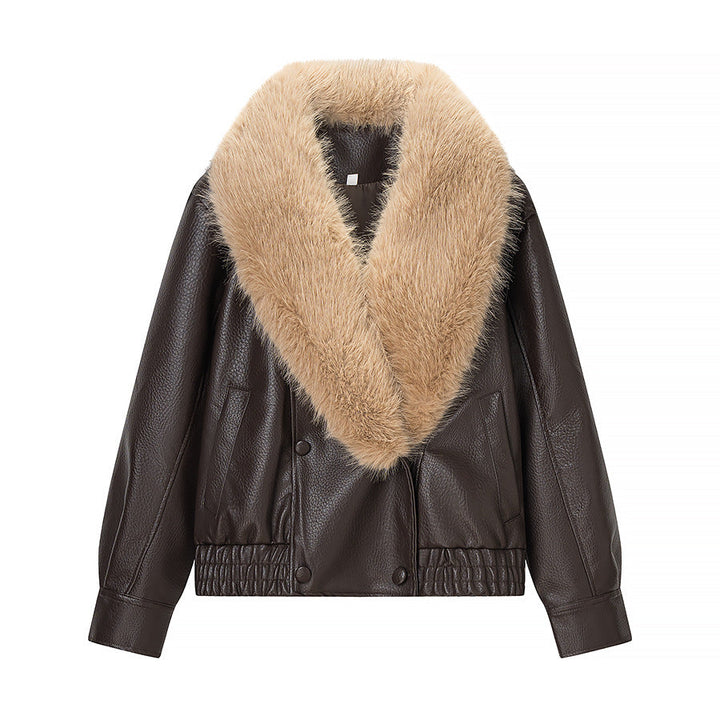 Dam kort aviator-stil jacka in läderlook med extra-stor faux fur krage och metallic dragkedja