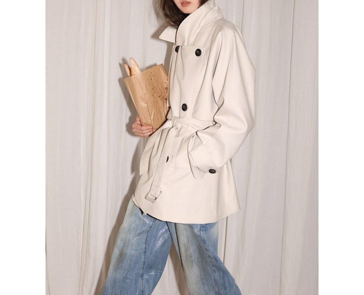 Dam modern trenchcoat med midjebälte och stor fickor