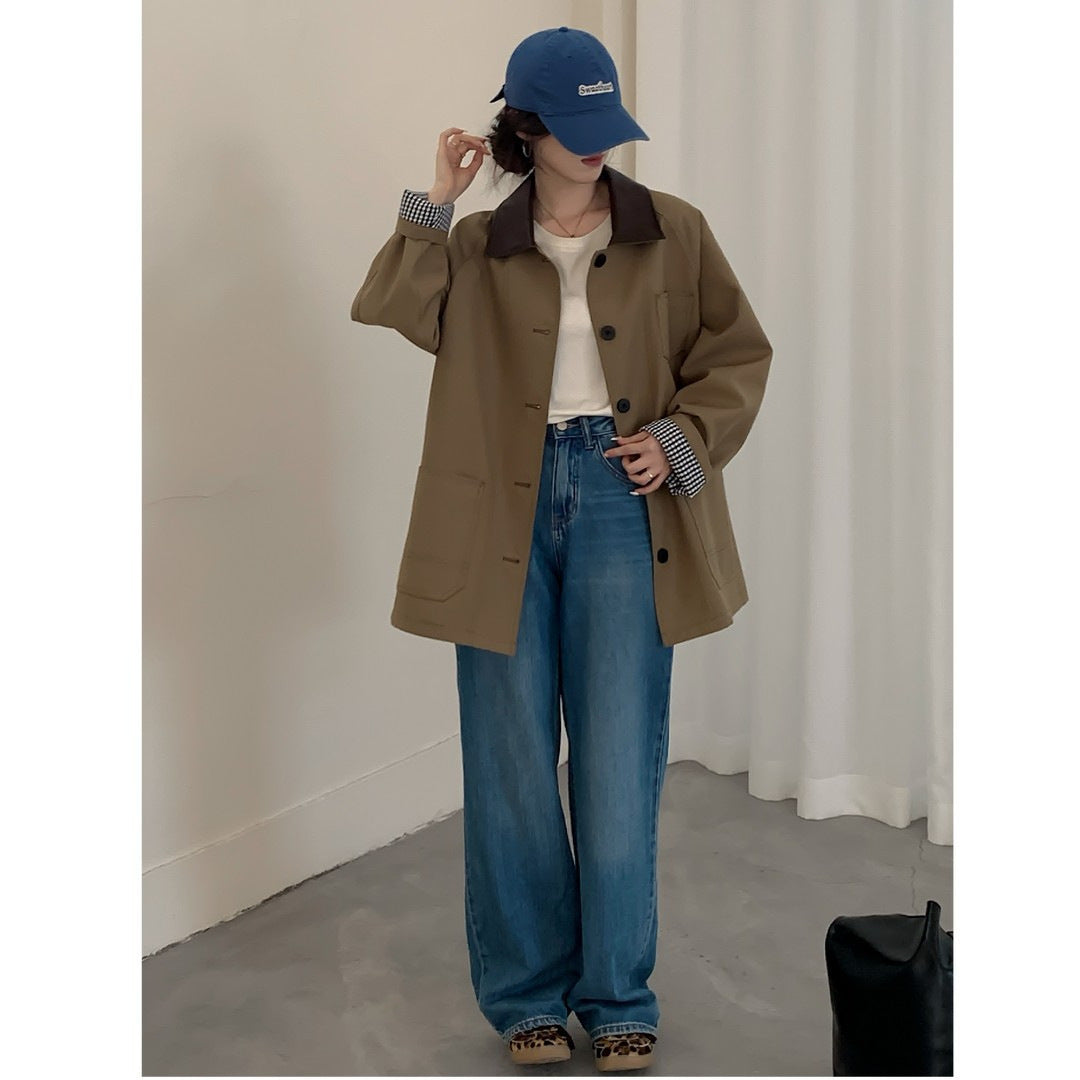 Dam oversize kort jacka in trench stil med läder-look krage och Checked muddar