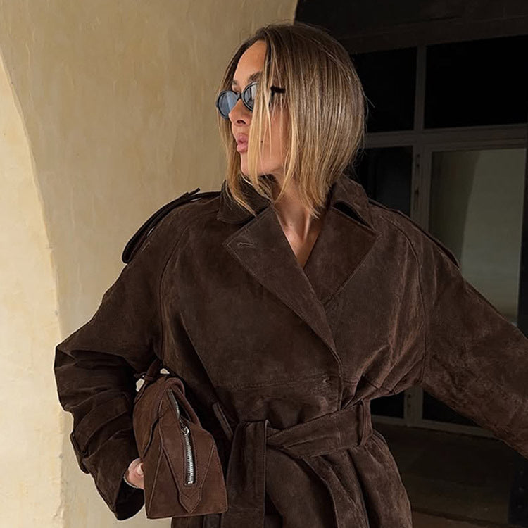 Dam modeable Mocka Jacka med Midja Belt och Voluminous Ärmar