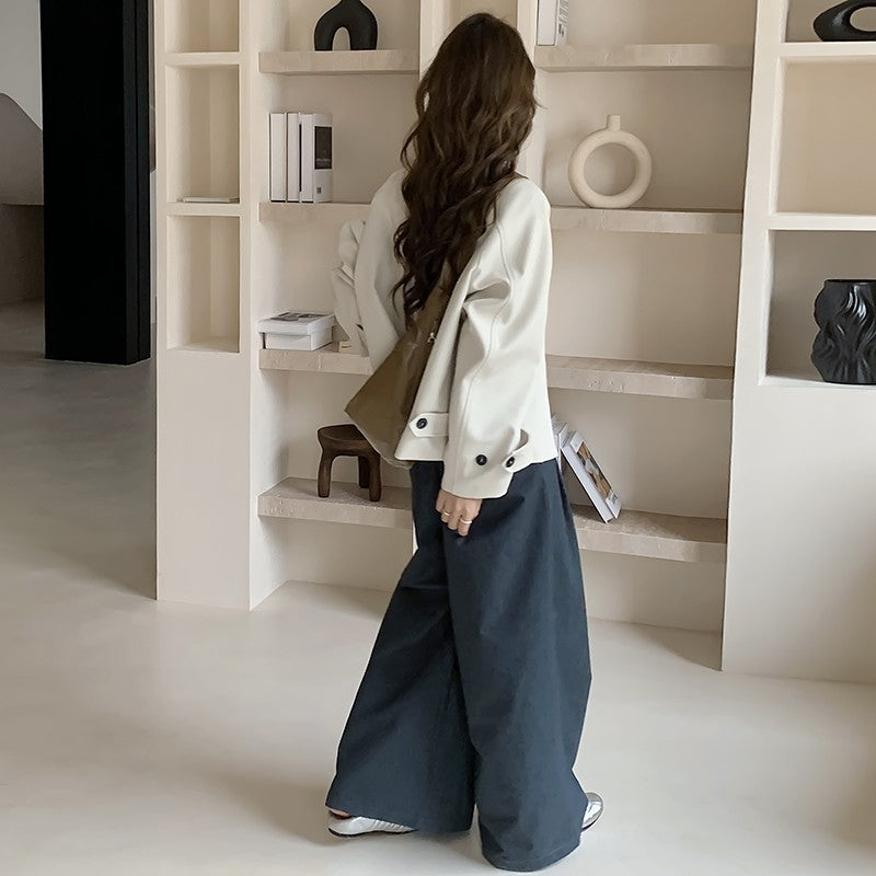Dam oversize kort jacka med Dropped Shoulders och stor knappslå