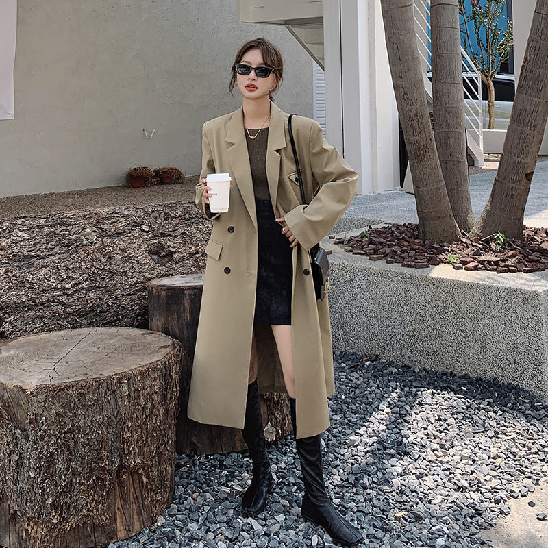 Dam Double-Breasted oversized trenchcoat med Boxy silhuett och Extended skärning