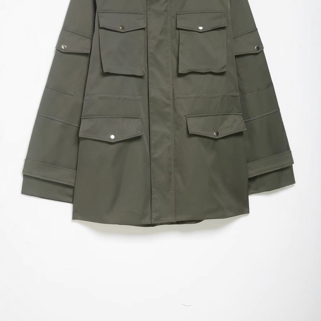 Dam Utility Parka med Standing Krage, Four Lock Fickor och Oversize Skärning