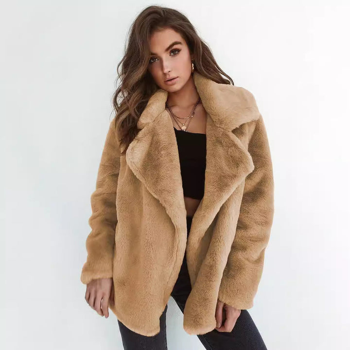 Dam Cozy oversize Faux Fur kappa med stor slagkrage