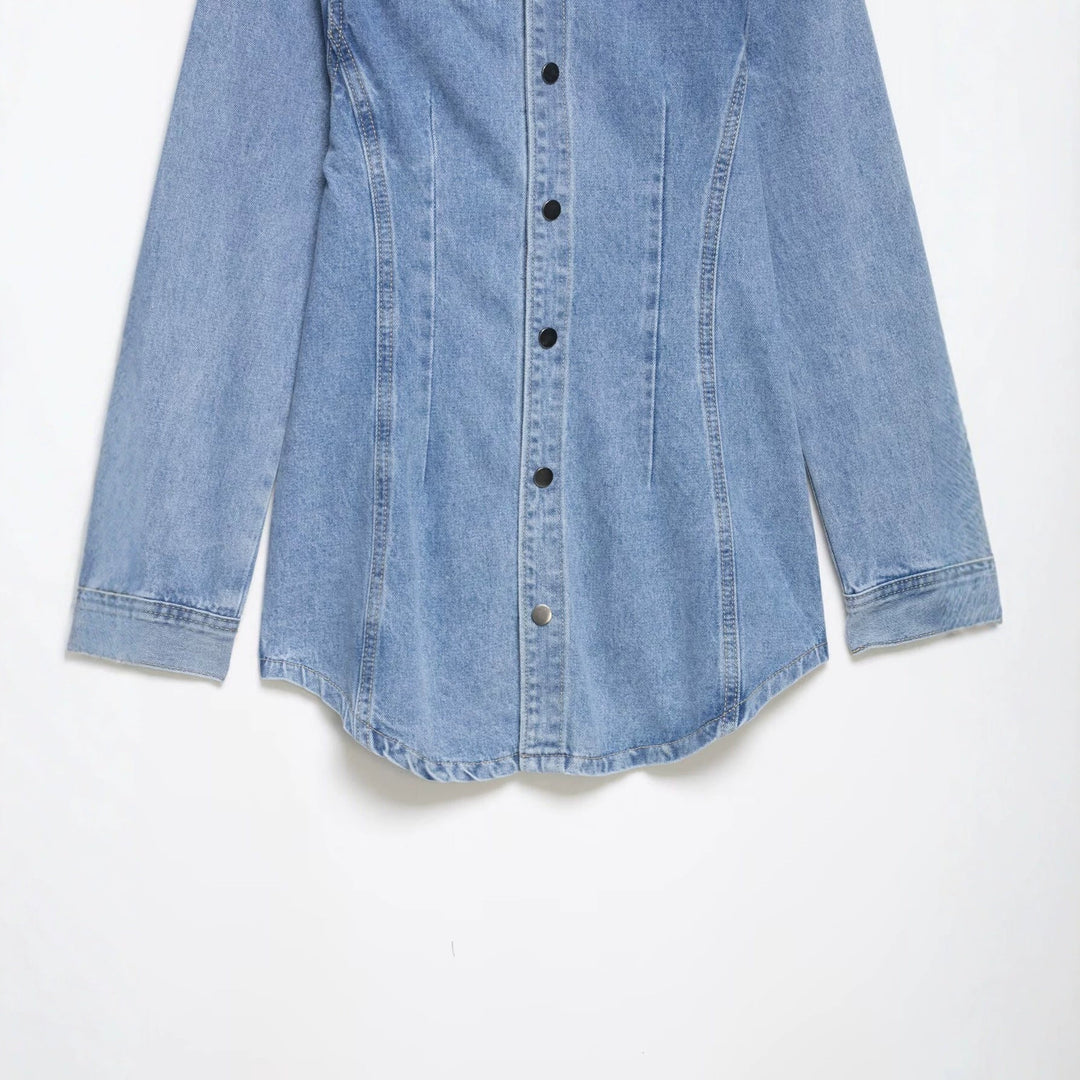 Dam Oversize Denim Skjortjacka med Tailored Darts och Press Studs