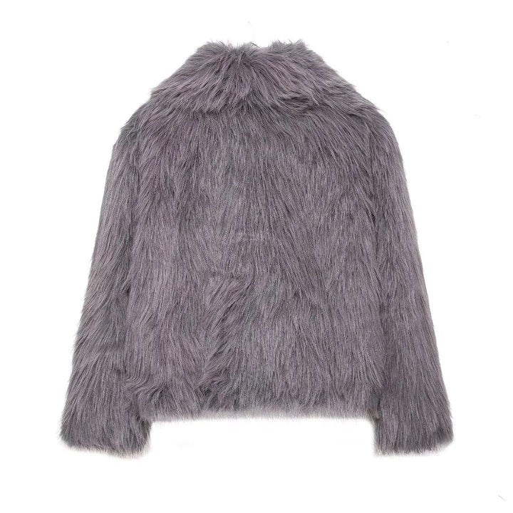 Dam cropped oversized faux pälsjacka med voluminous sjalkrage och inner värmefoder