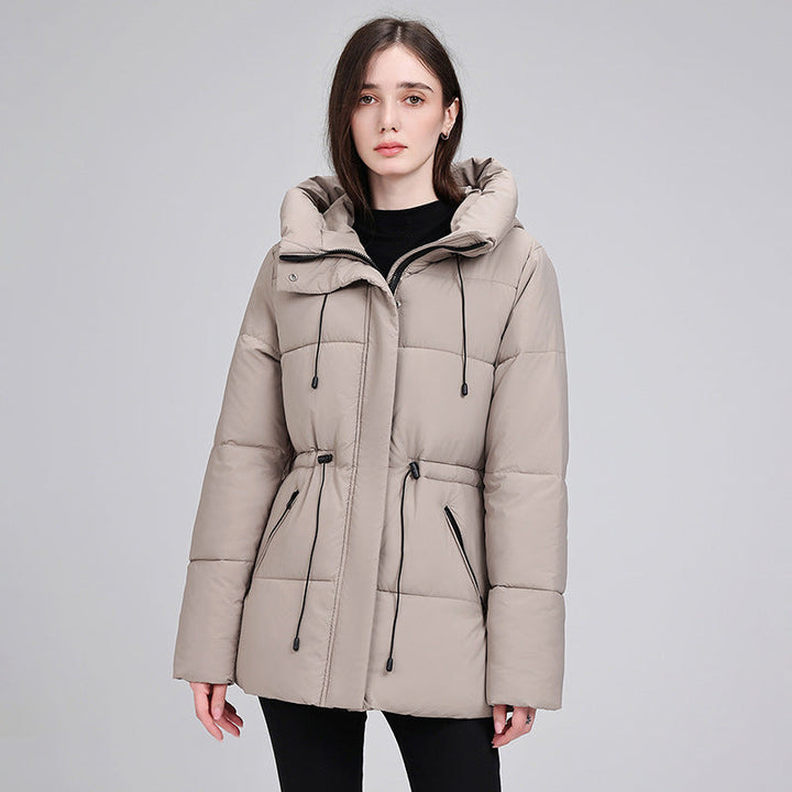 Dam vadderad hooded parka med adjustable drawstring, concealed dragkedja och ribbstickade muddar