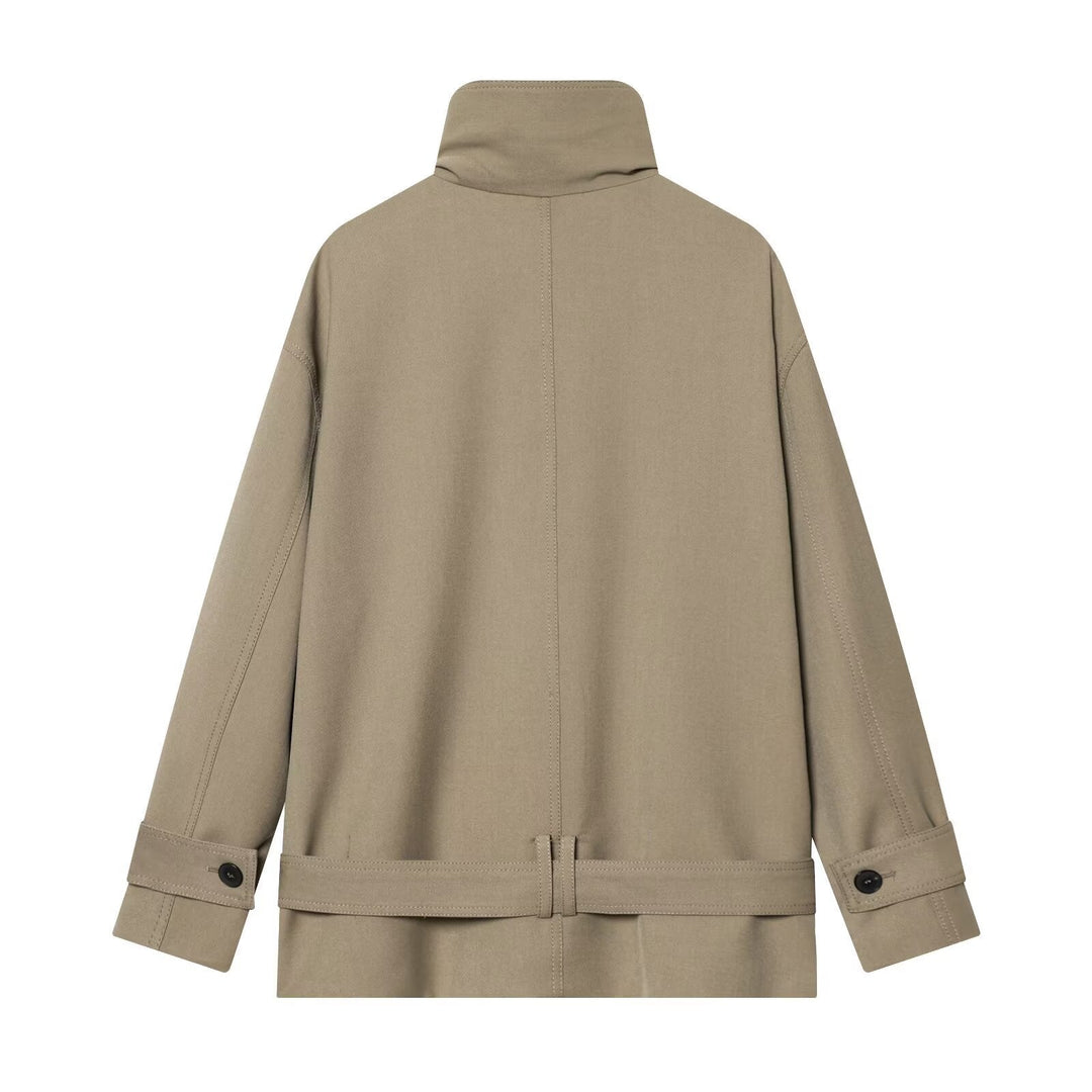 Dam Kort Trenchcoat med Dubbel-Breasted Knapplist, Midjebälte, och Hög Ståkrage