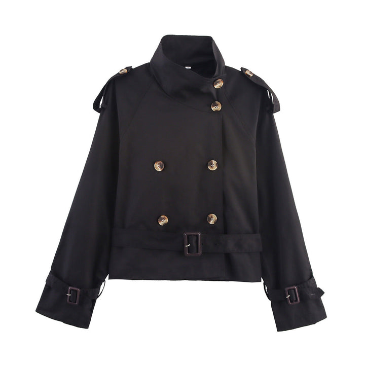 Dam stilren och elegant kort plaid trenchcoat