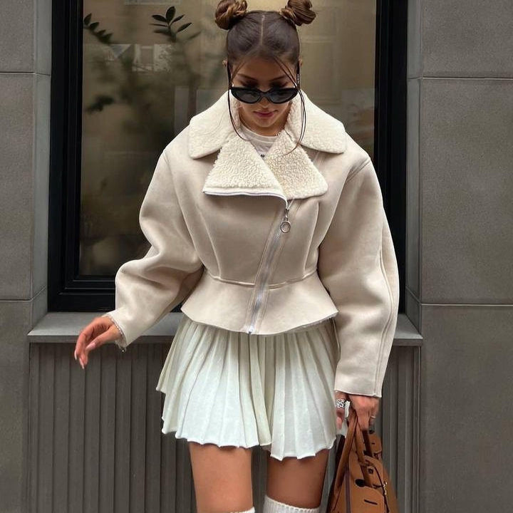 Dam kort Lambskin Imitation bikerjacka med oversize krage och asymmetrisk dragkedja
