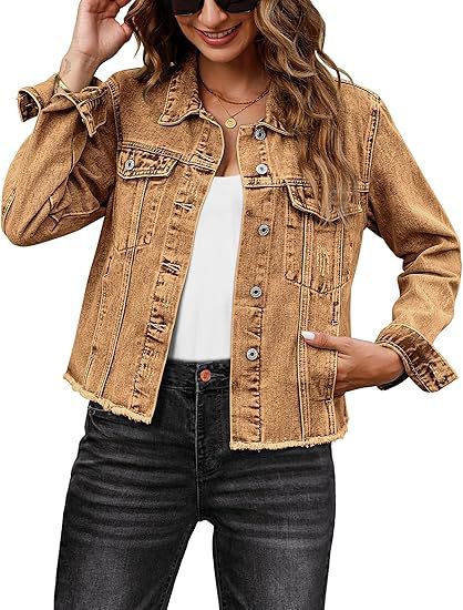Dam kort skärning denimjacka med Frayed fåll och bröstfickor